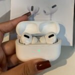 Fone Bluetooth Para AirPods Pro 3 Geração Linha Premium com Carregamento por Indução GPS Super Bass - Imagem 7